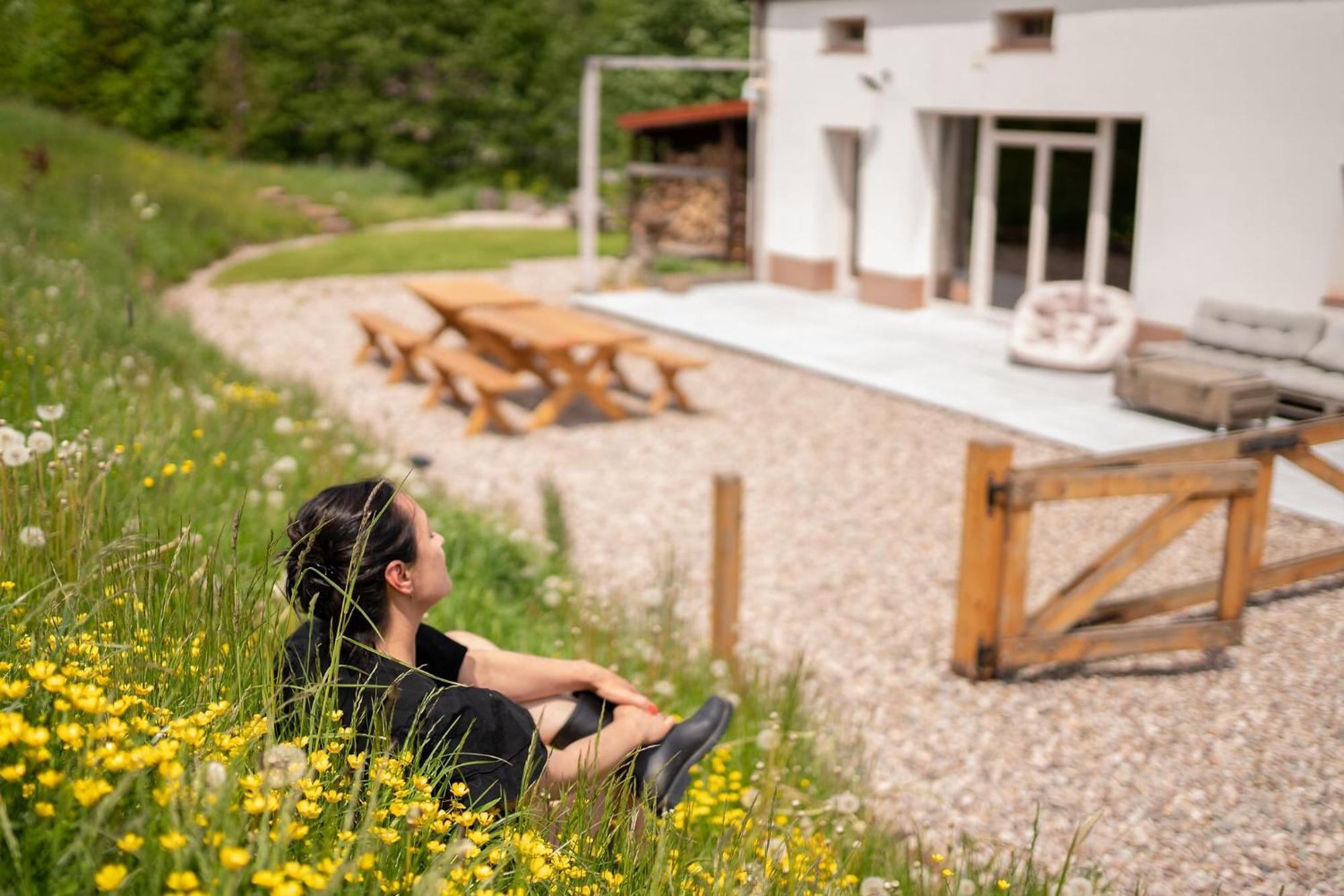 Zapomnienie Villa โนวารูดา ภายนอก รูปภาพ