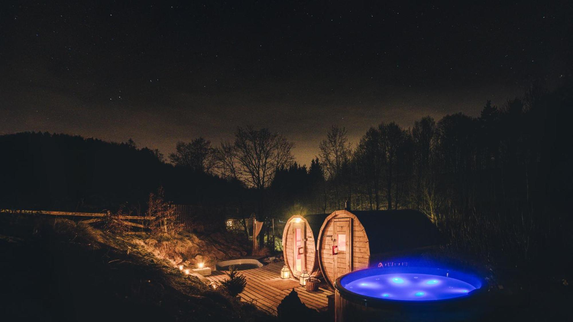 Zapomnienie Villa โนวารูดา ภายนอก รูปภาพ